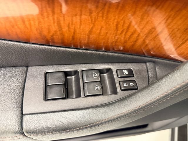 Used 2011 INFINITI FX35 AWD w/ Premium Pkg image 30