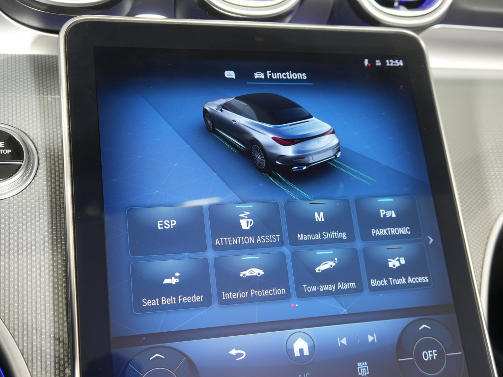 Certified 2024 Mercedes-Benz CLE 300 4MATIC Cabriolet image 30