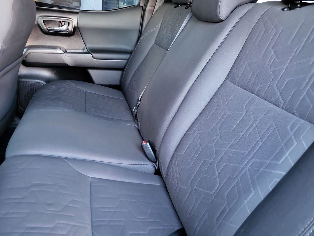 Used 2019 Toyota Tacoma TRD Off-Road image 13