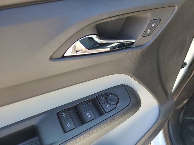 New 2027 Chevrolet Bolt LT w/ Comfort Package FWD image 16