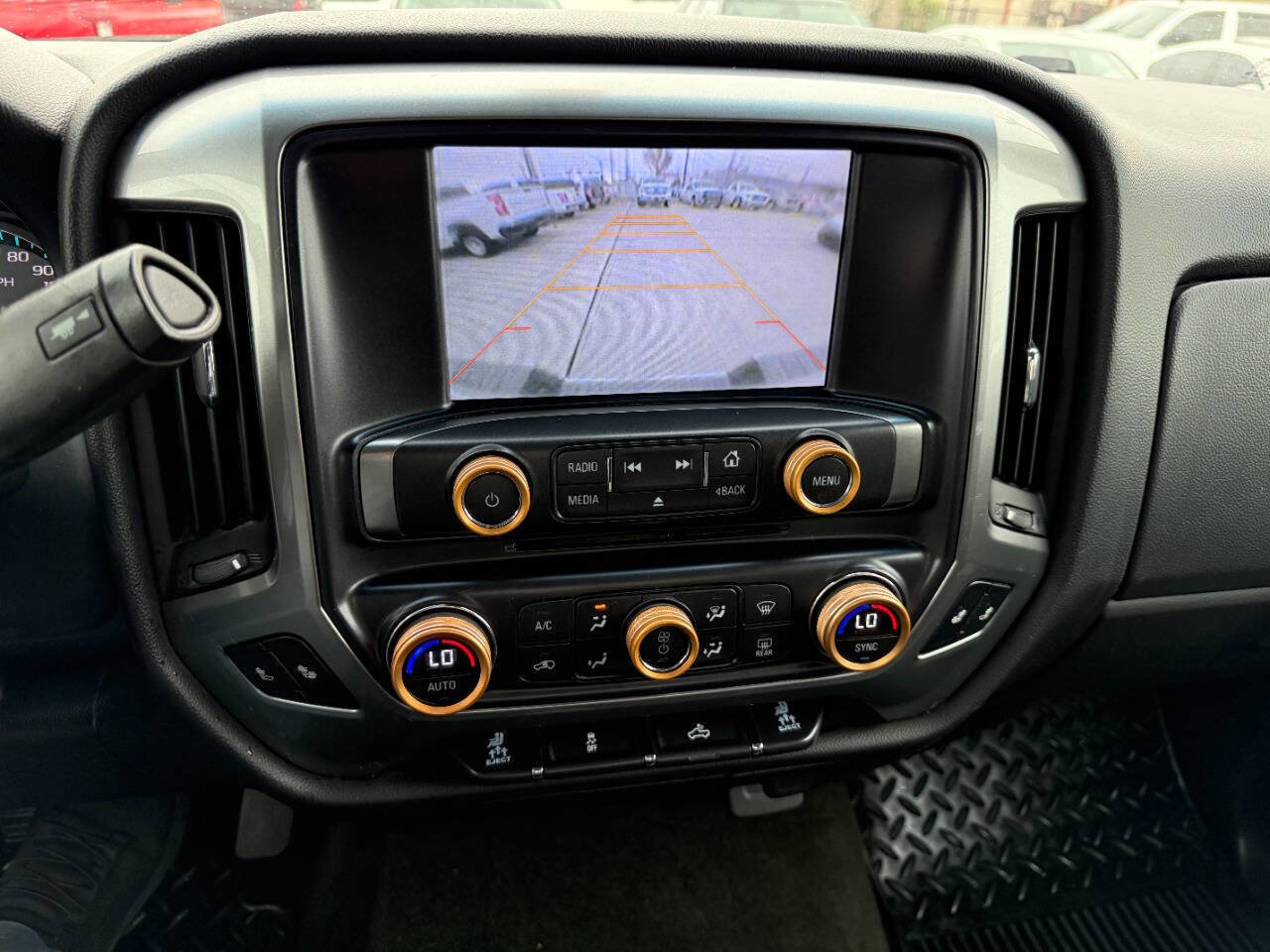 Used 2015 Chevrolet Silverado 1500 LT AWD/4WD image 16
