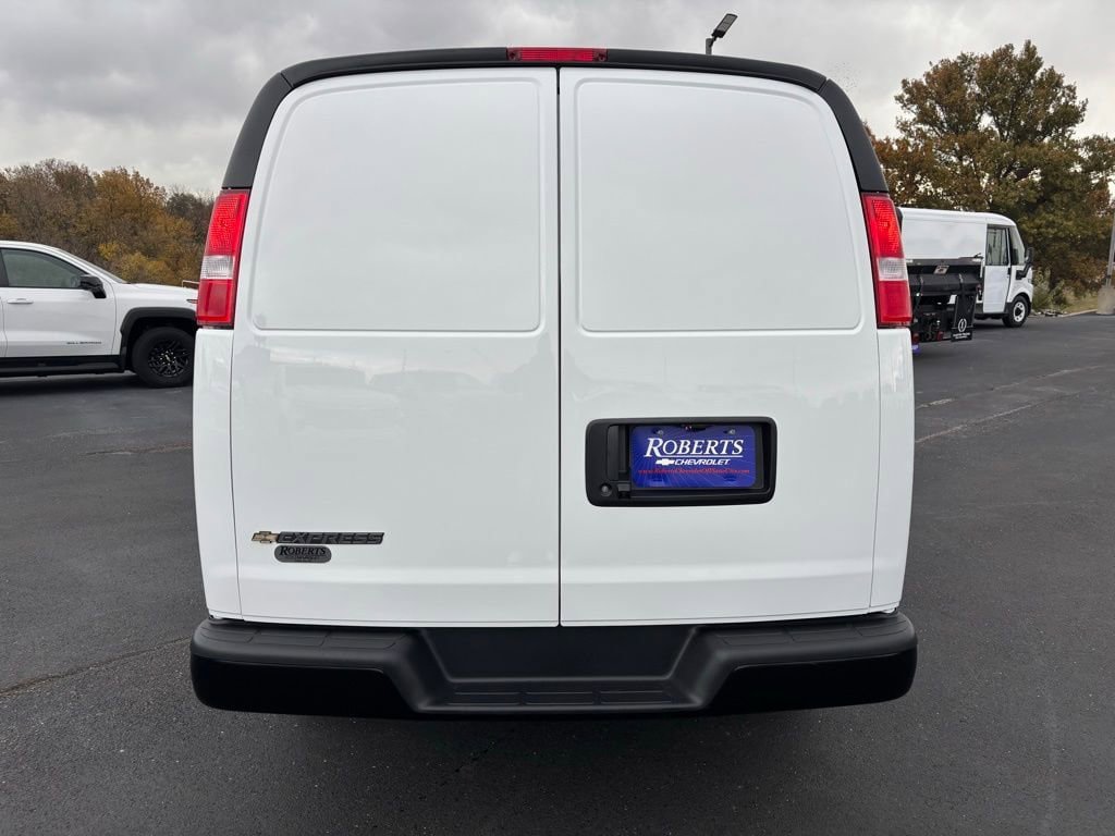 New 2025 Chevrolet Express 2500 w/ Driver Convenience Package RWD image 4