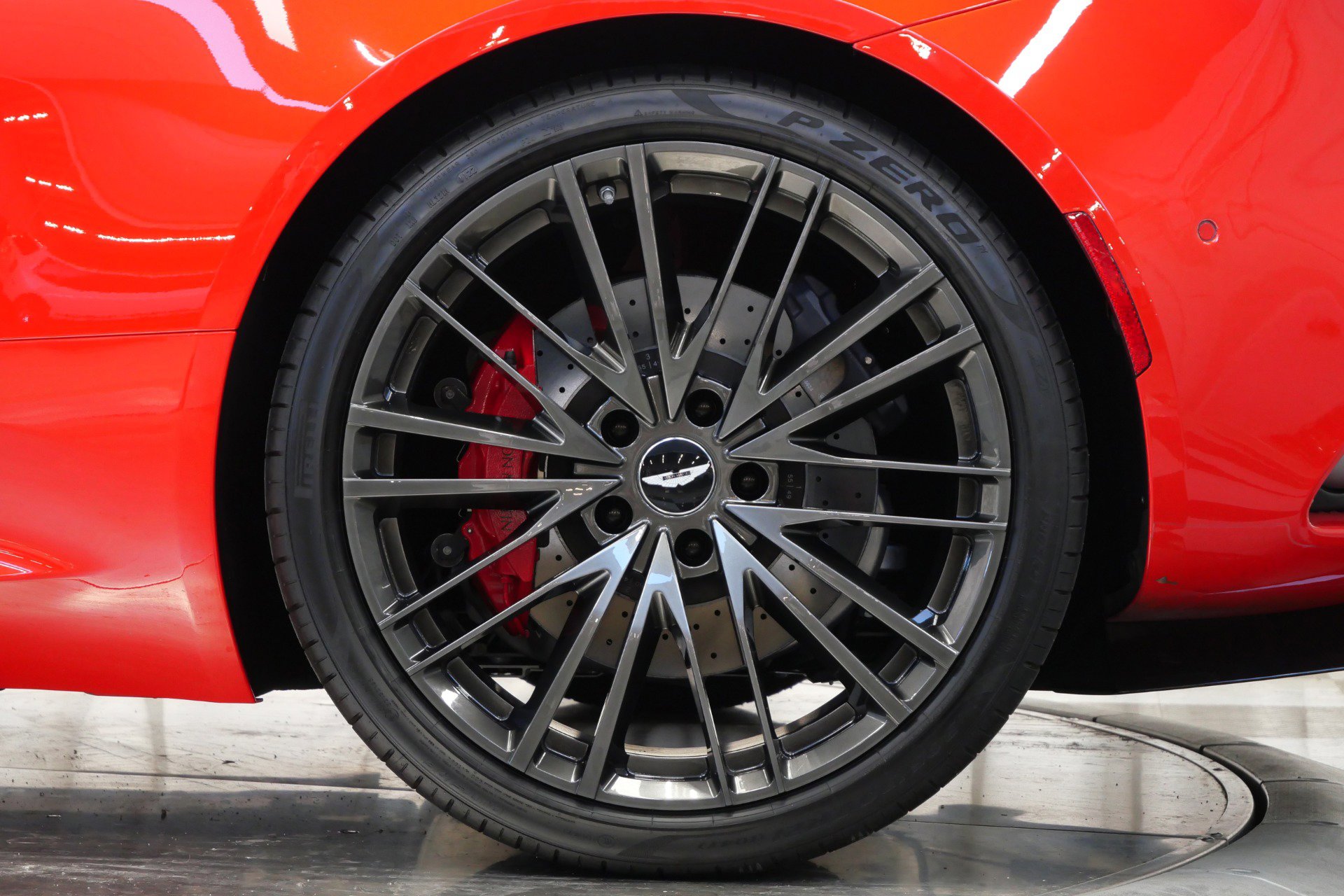 Used 2023 Aston Martin DBS Superleggera Volante image 11