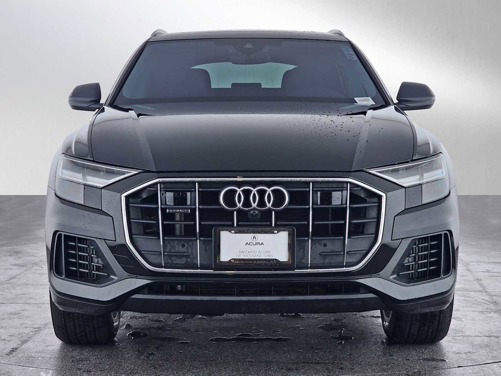 Used 2022 Audi Q8 Premium Plus image 2