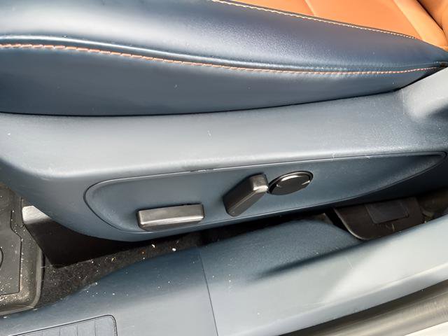 Used 2022 Ford Maverick Lariat w/ Lariat Luxury Package image 11