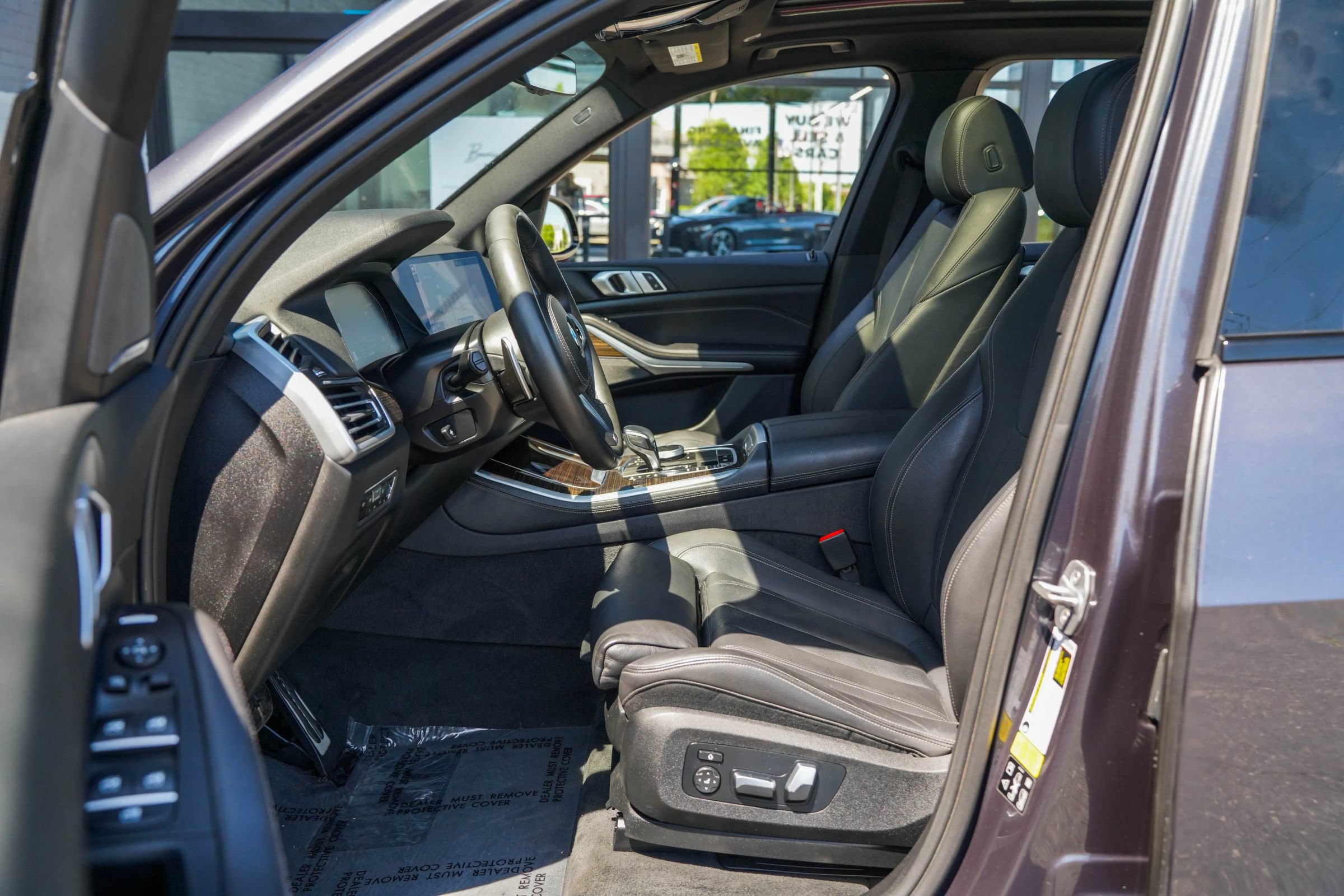 Used 2019 BMW X5 xDrive40i w/ M Sport Package AWD/4WD image 12