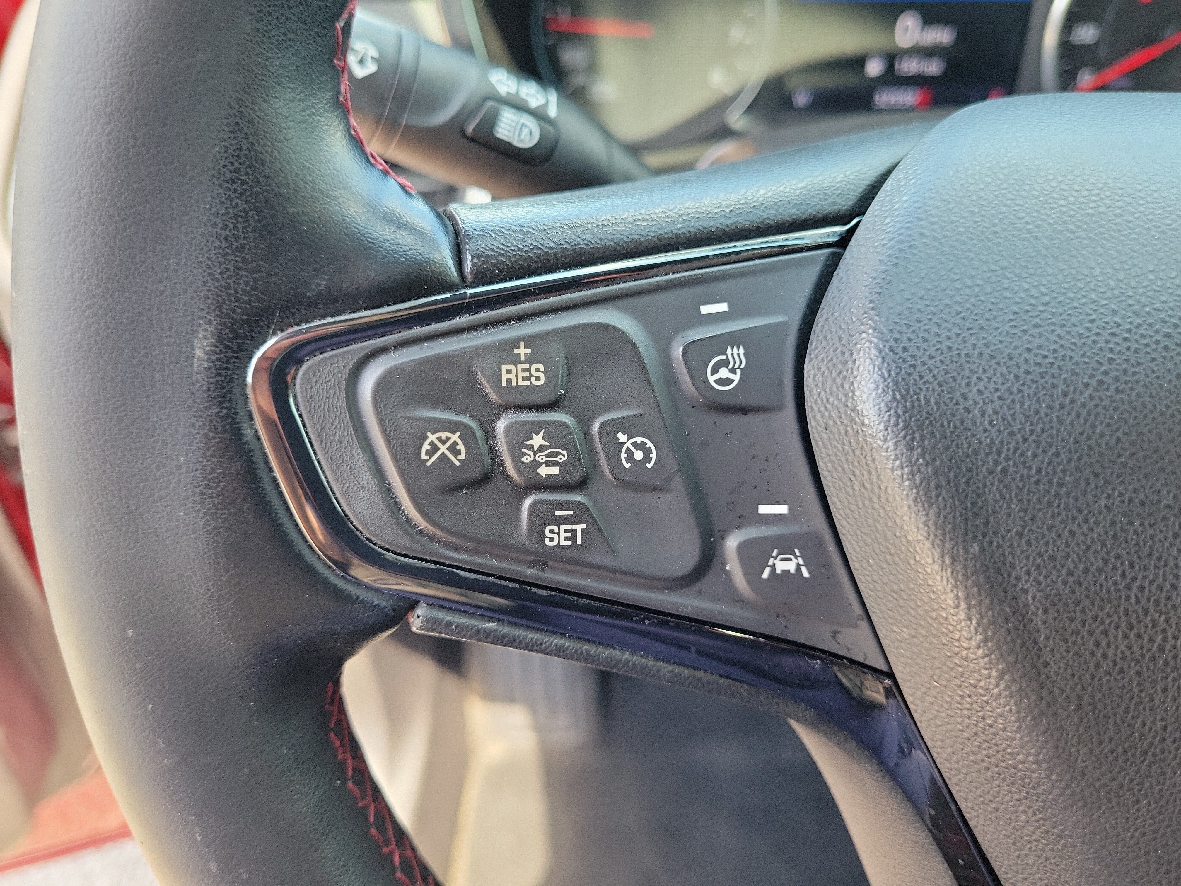Used 2024 Chevrolet Equinox RS FWD image 18