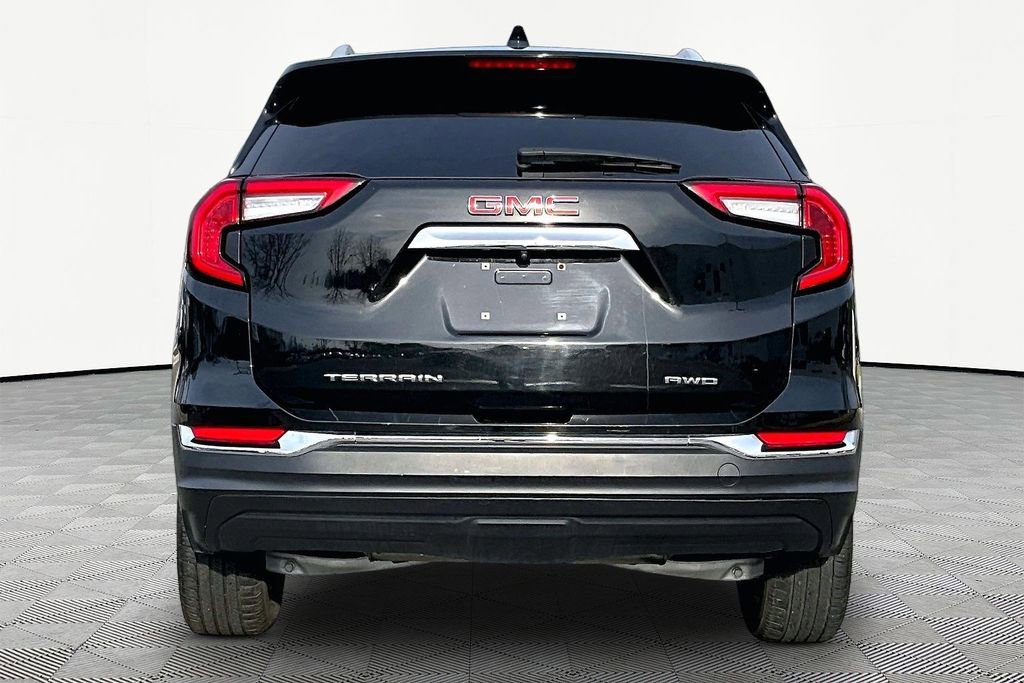 Used 2024 GMC Terrain SLT image 6