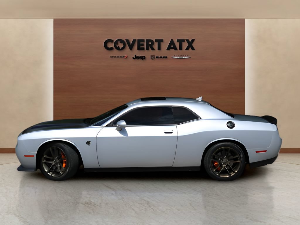 Used 2023 Dodge Challenger SRT Hellcat w/ Driver Convenience Group RWD image 3