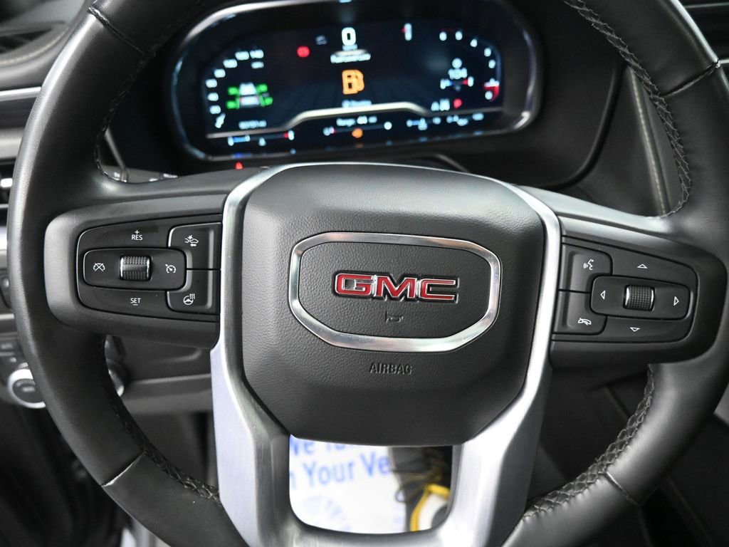 Used 2023 GMC Yukon XL SLT image 39