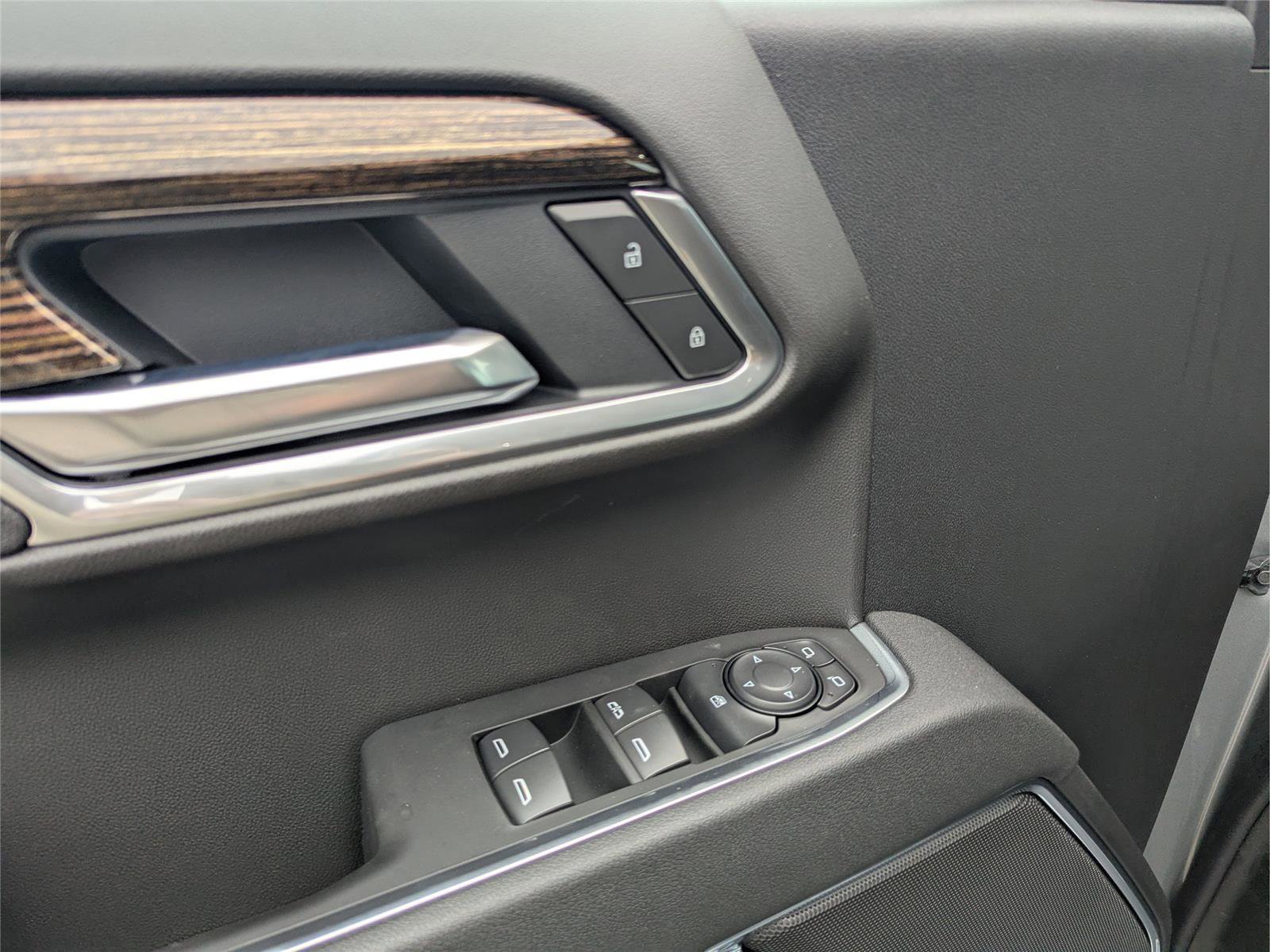 New 2026 GMC Sierra 1500 Elevation w/ LPO, Elevation Black Package image 22