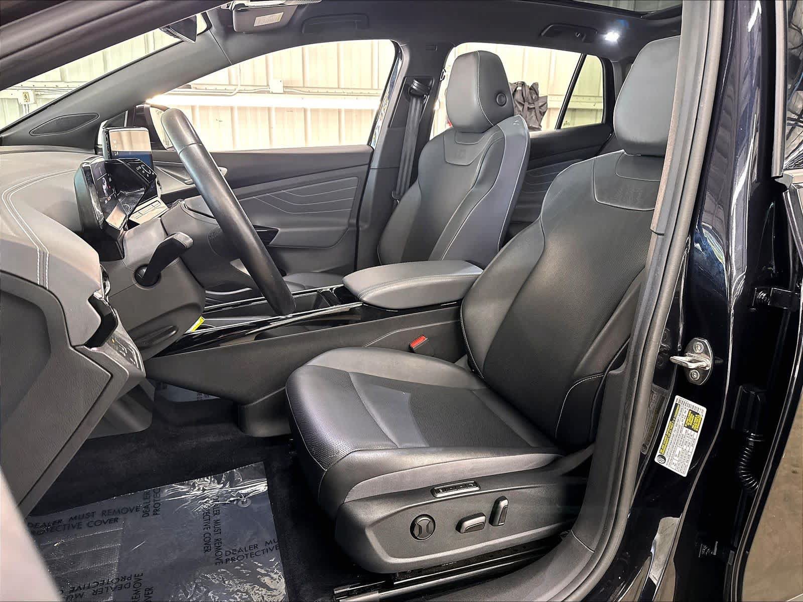 Used 2023 Volkswagen ID.4 S RWD image 24