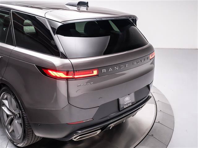 New 2027 Land Rover Range Rover Sport SE AWD/4WD image 31