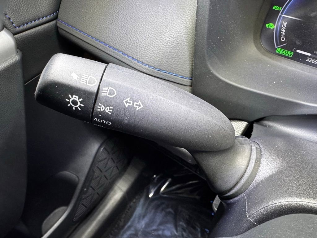 Used 2024 Toyota RAV4 XSE w/ Advanced Technology Package image 29