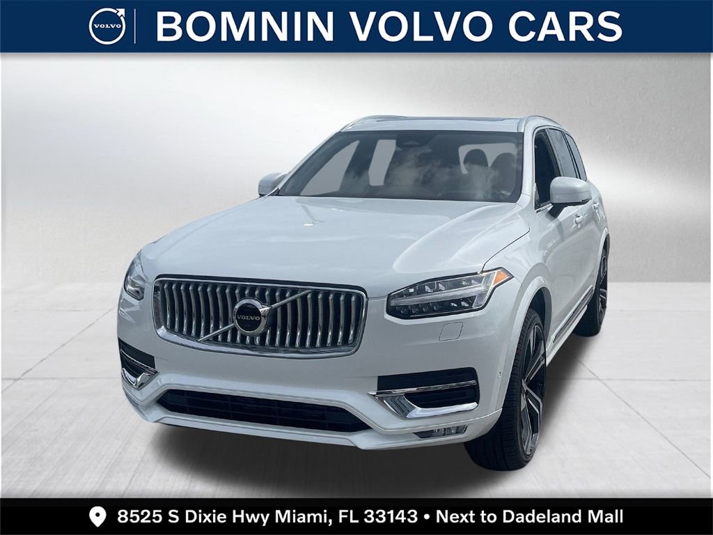 New 2025 Volvo XC90 B6 Ultra w/ Lounge Package