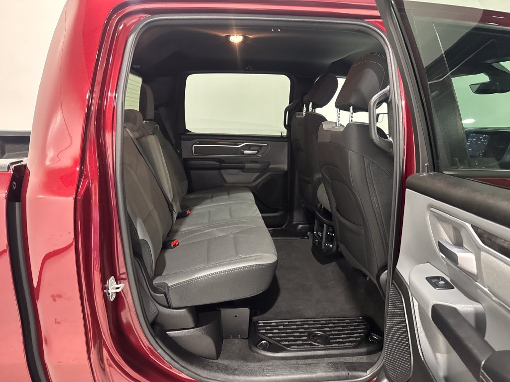 Used 2022 RAM 1500 Big Horn AWD/4WD image 21