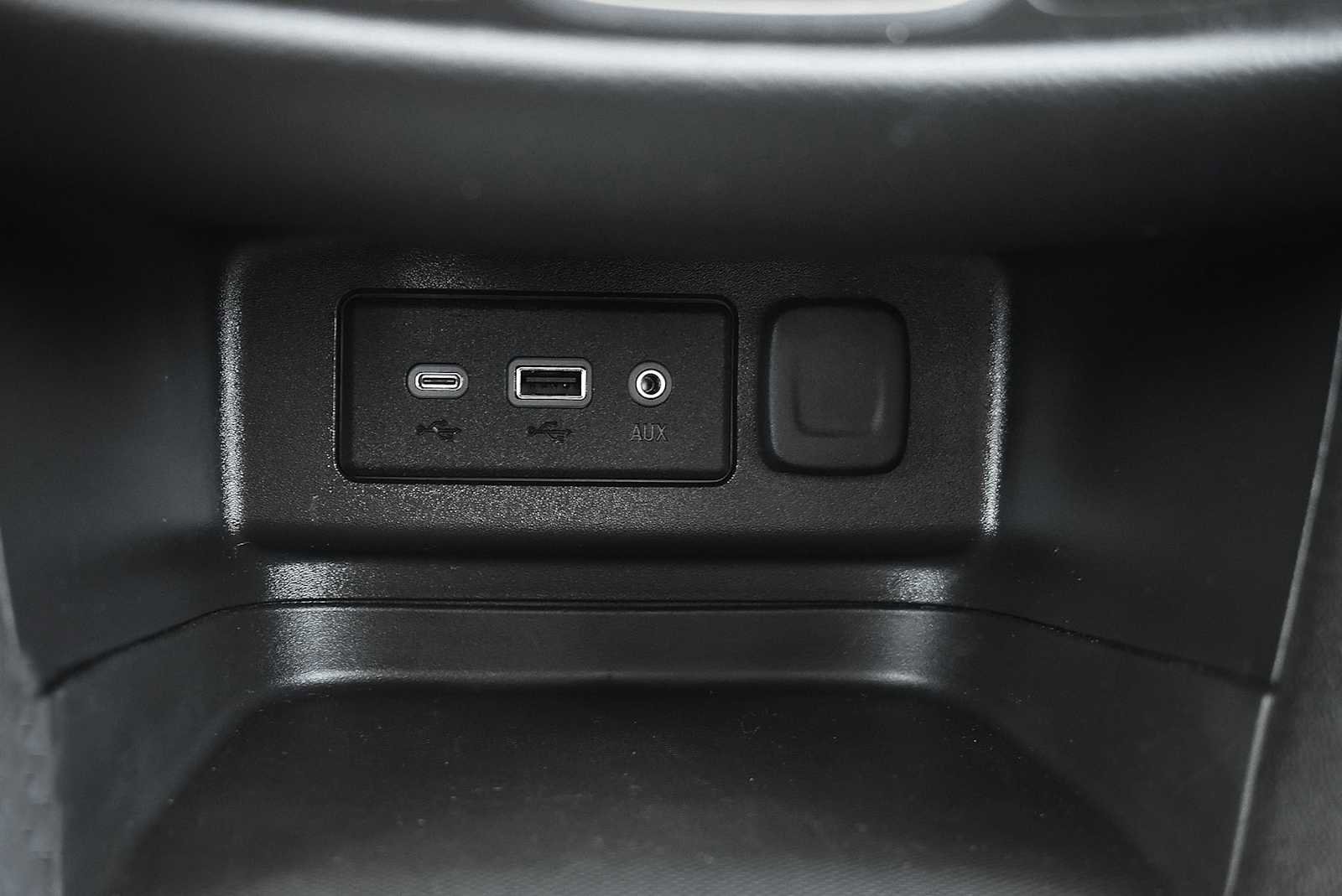 Used 2024 Chevrolet Equinox LT image 20