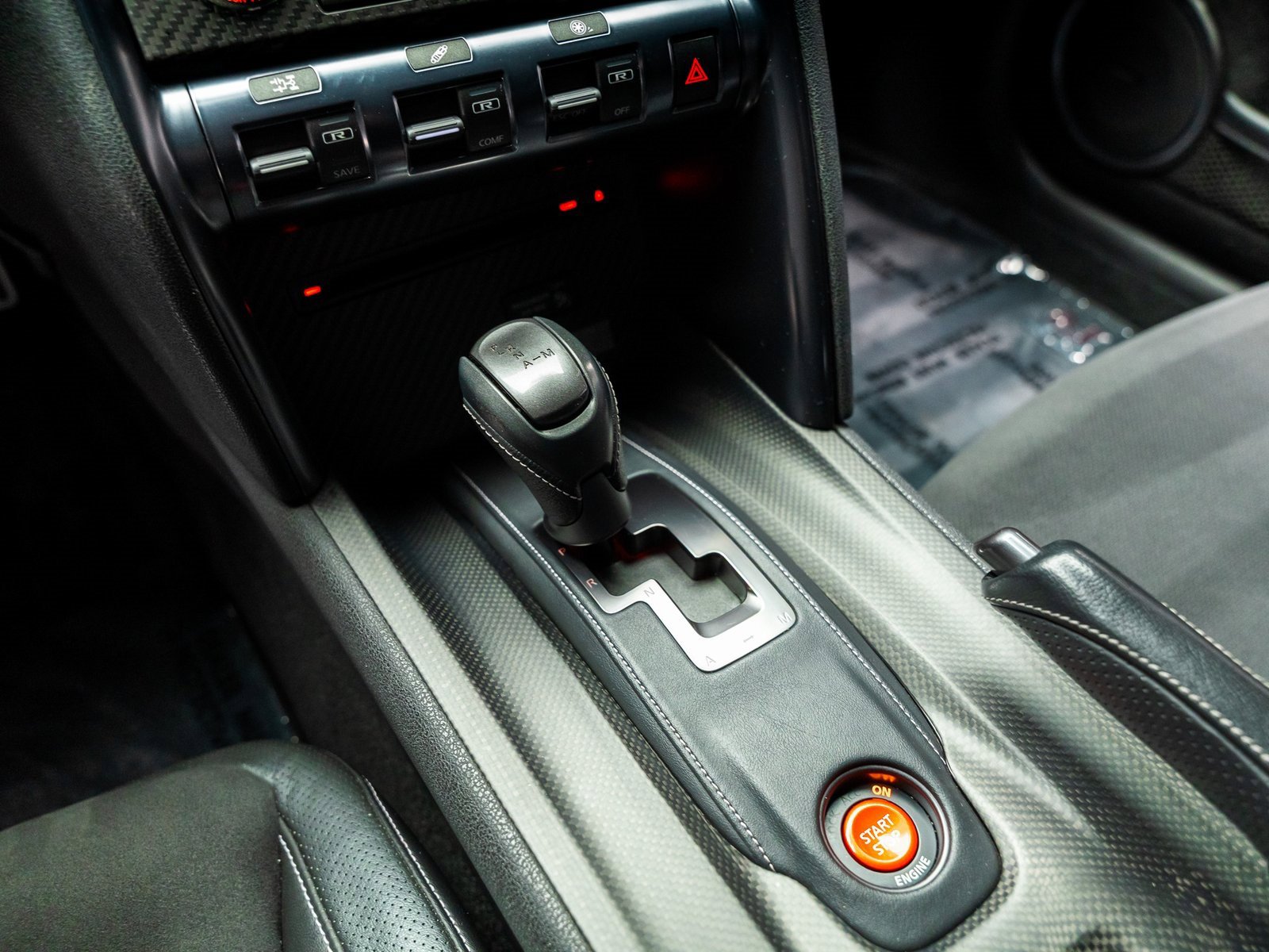 Used 2015 Nissan GT-R Premium image 47