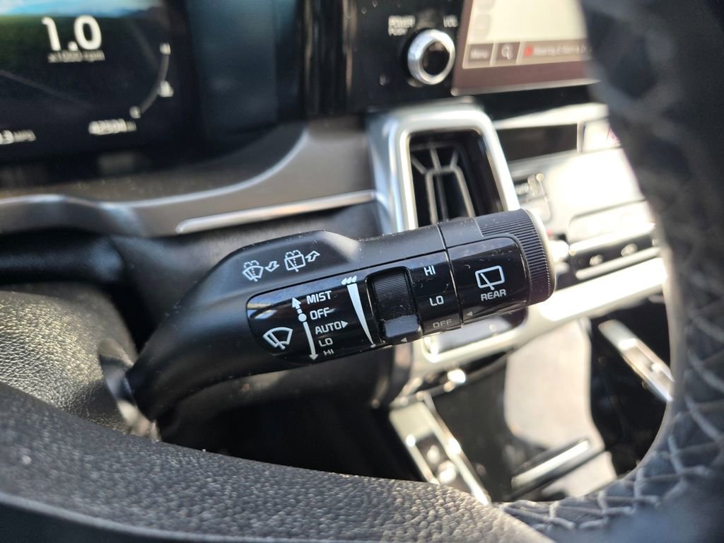Used 2023 Kia Sorento SX image 20
