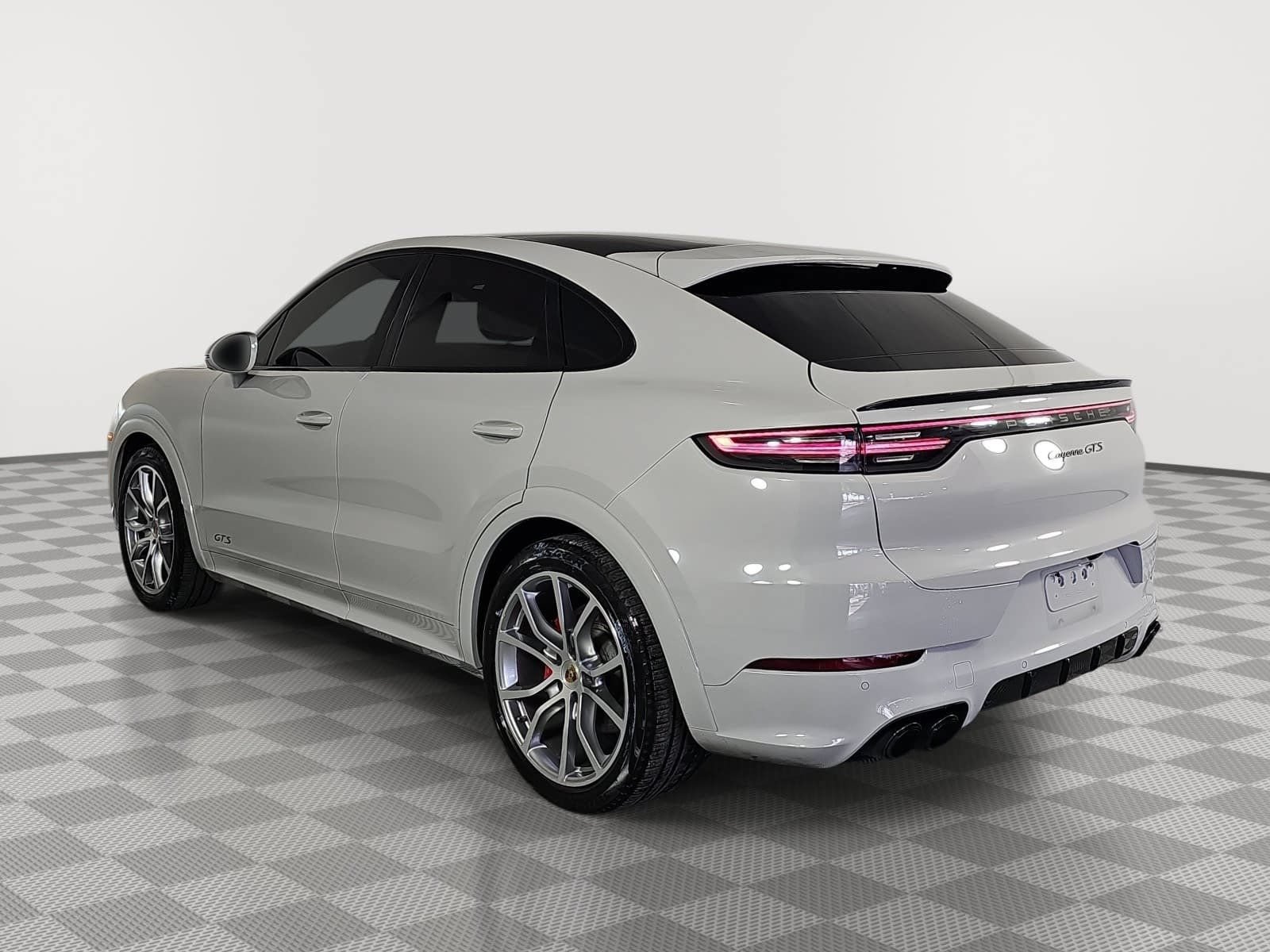 Used 2021 Porsche Cayenne GTS AWD/4WD image 6