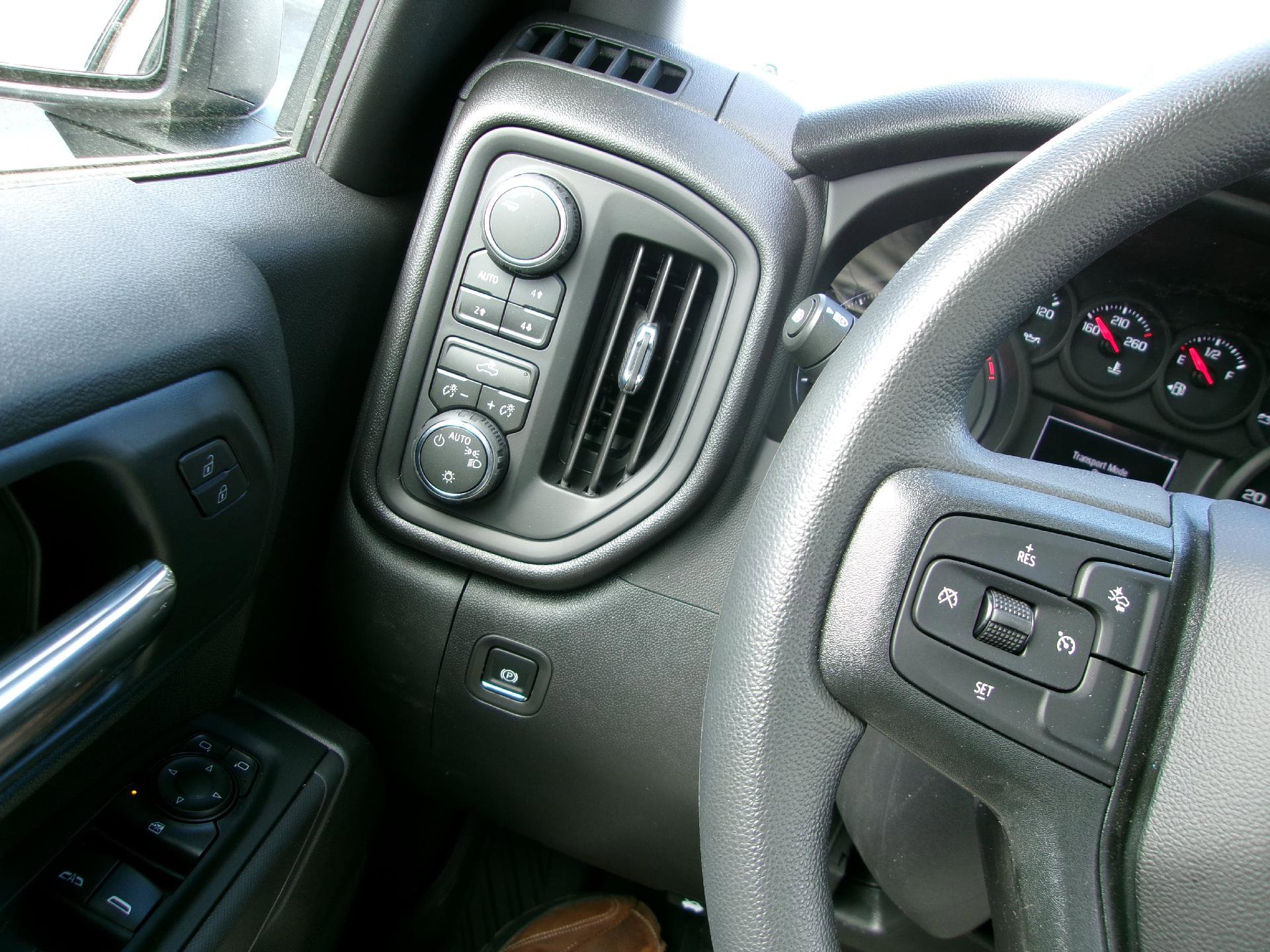 New 2026 Chevrolet Silverado 1500 Custom Trail Boss w/ Dark Appearance Package image 19