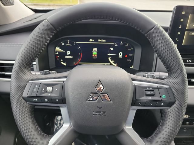 New 2026 Mitsubishi Outlander SE image 25