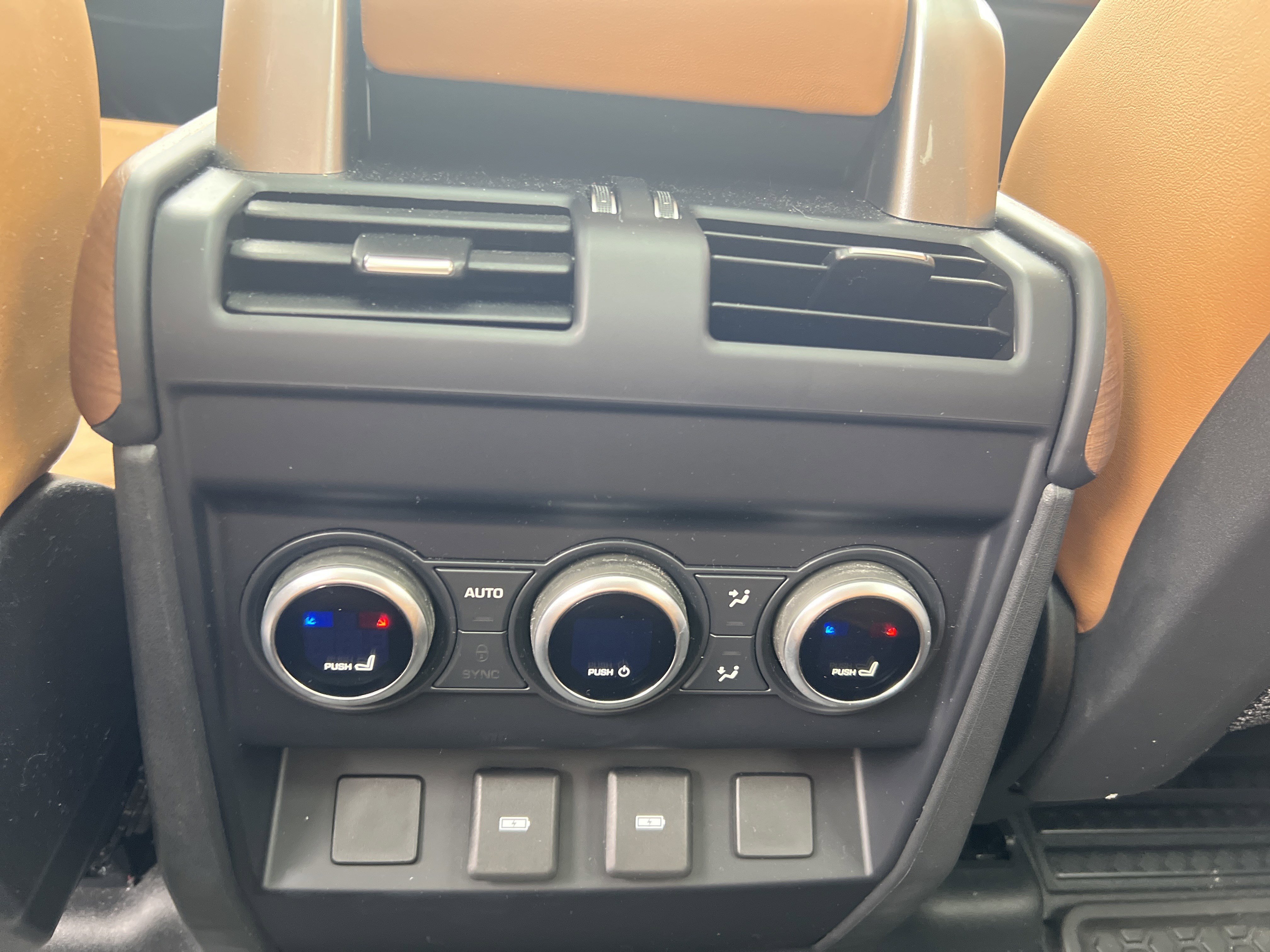 Certified 2023 Land Rover Defender 130 First Edition image 22