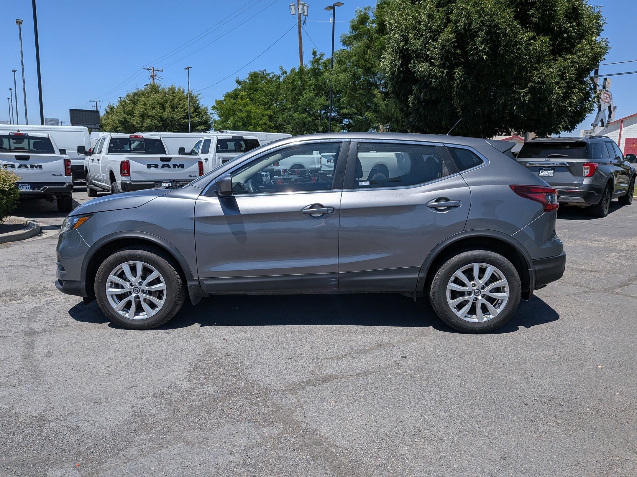 Used 2022 Nissan Rogue Sport S AWD/4WD image 9