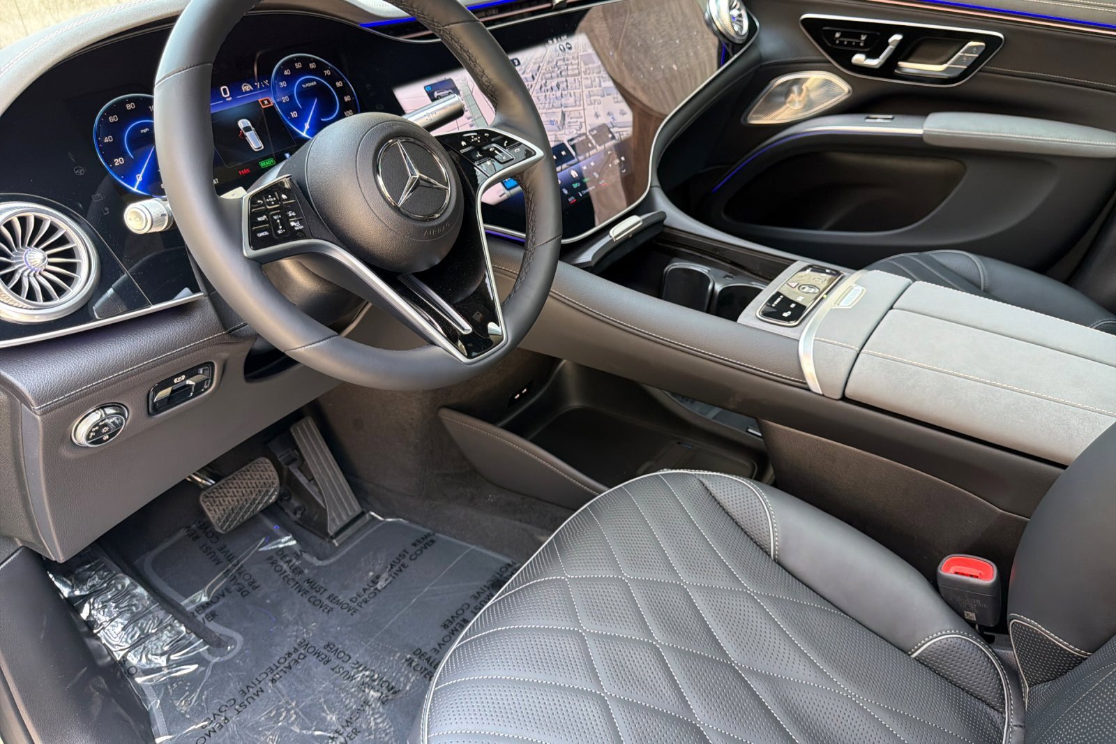 New 2026 Mercedes-Benz EQS 550 4MATIC SUV image 9