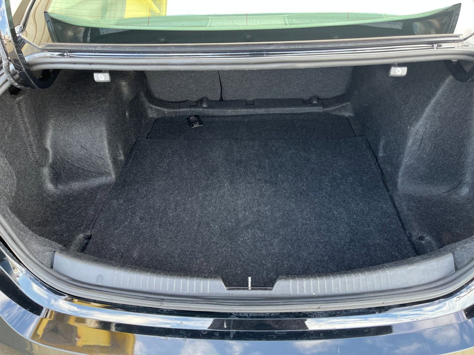 Used 2024 Chevrolet Malibu LT image 30