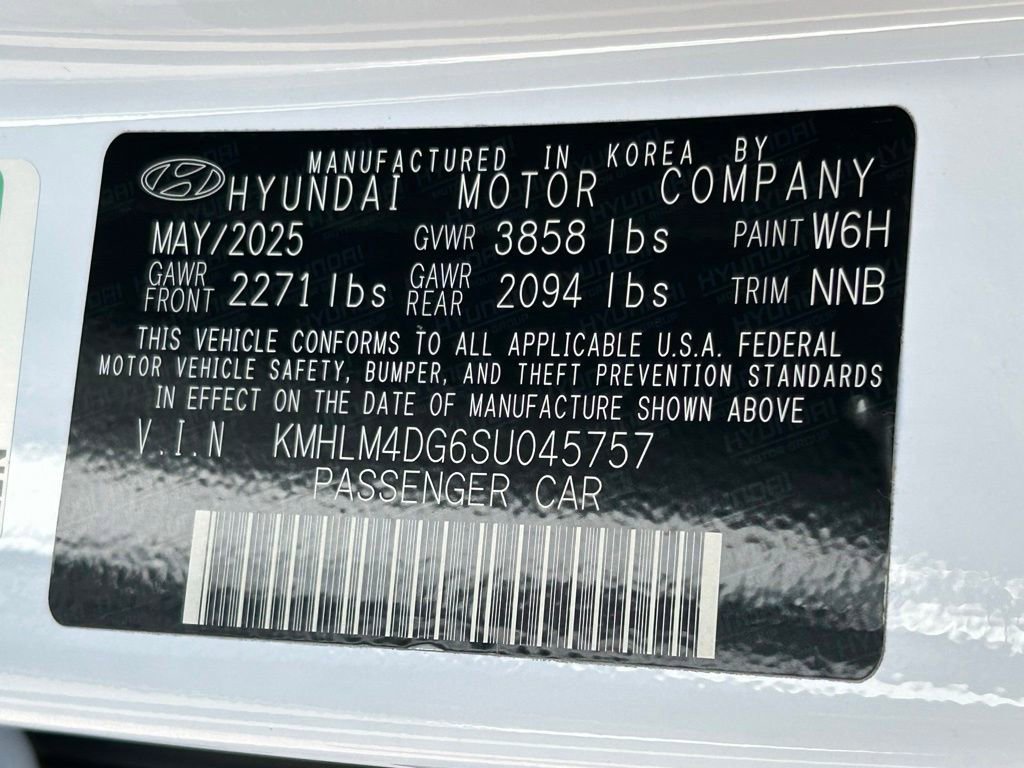 Used 2025 Hyundai Elantra Sport FWD image 71
