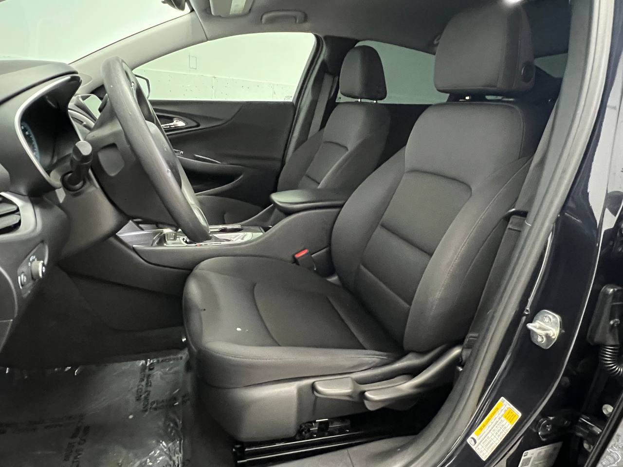 Used 2022 Chevrolet Malibu LS FWD image 8
