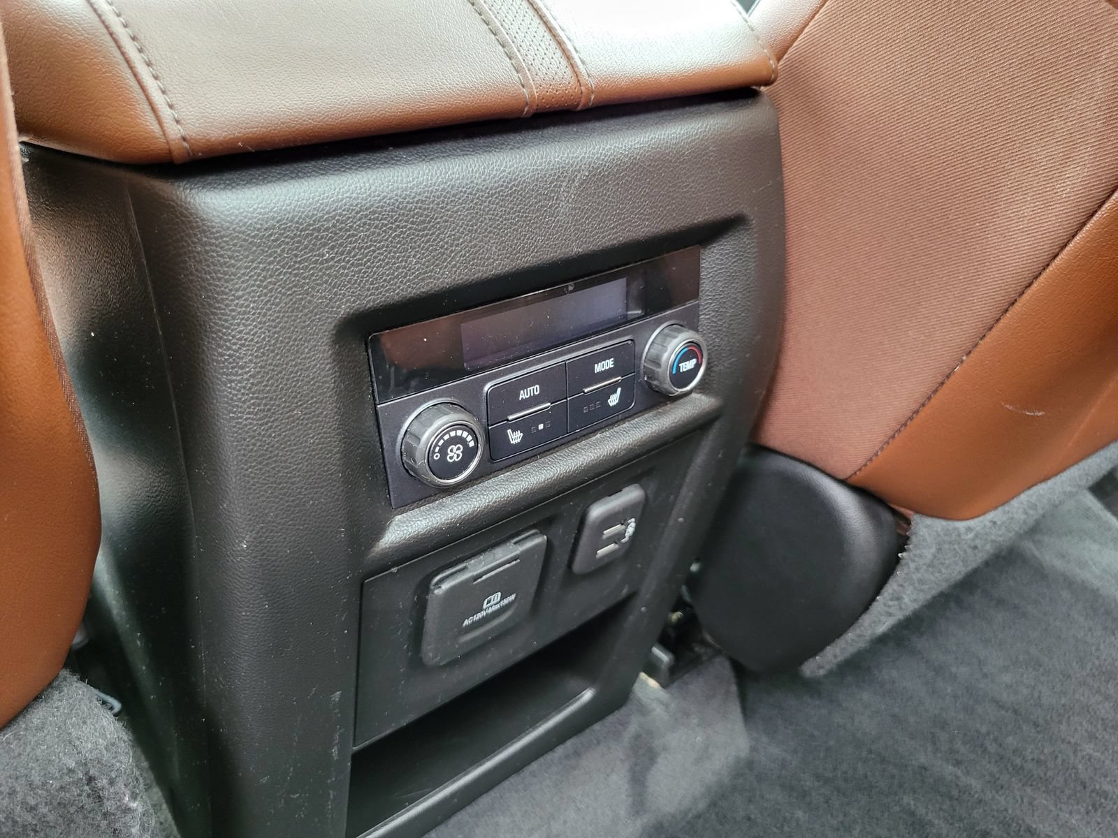 Used 2019 Chevrolet Traverse High Country w/ LPO, Floor Liner Package AWD/4WD image 29