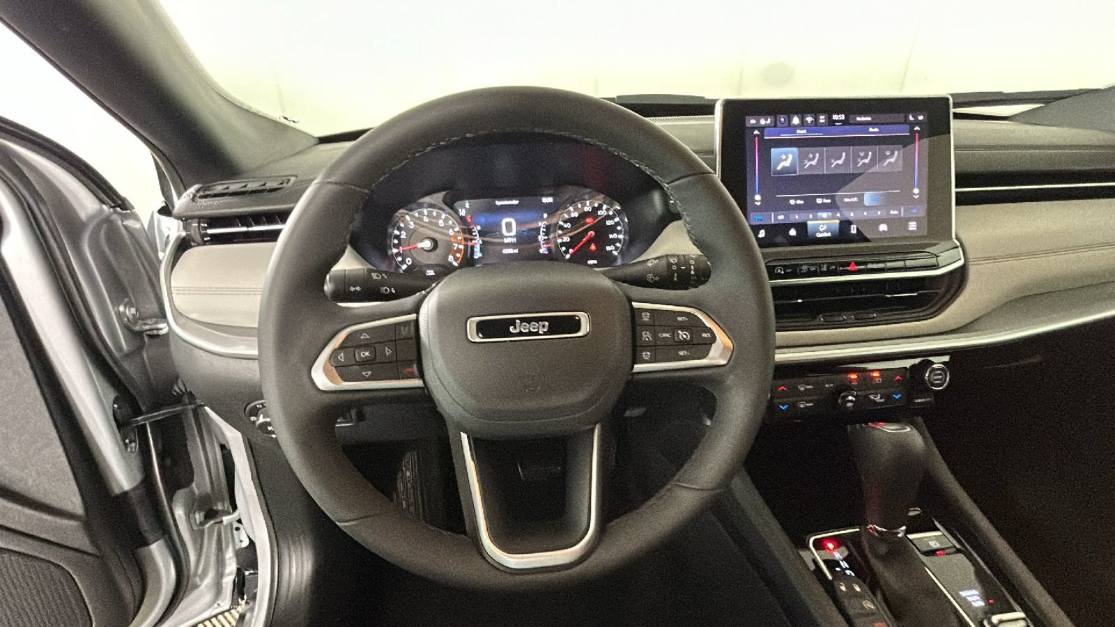 Used 2025 Jeep Compass Limited AWD/4WD image 15