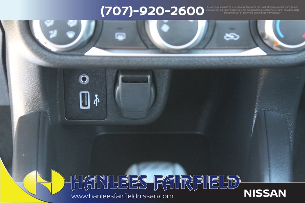 Used 2025 Nissan Versa S w/ Trunk Package FWD image 19