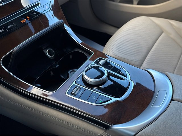 Used 2018 Mercedes-Benz GLC 300 4MATIC w/ Premium Package image 35