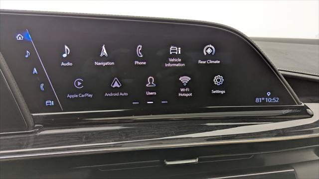 Used 2023 Cadillac Escalade ESV Premium Luxury w/ Performance Package AWD/4WD image 31