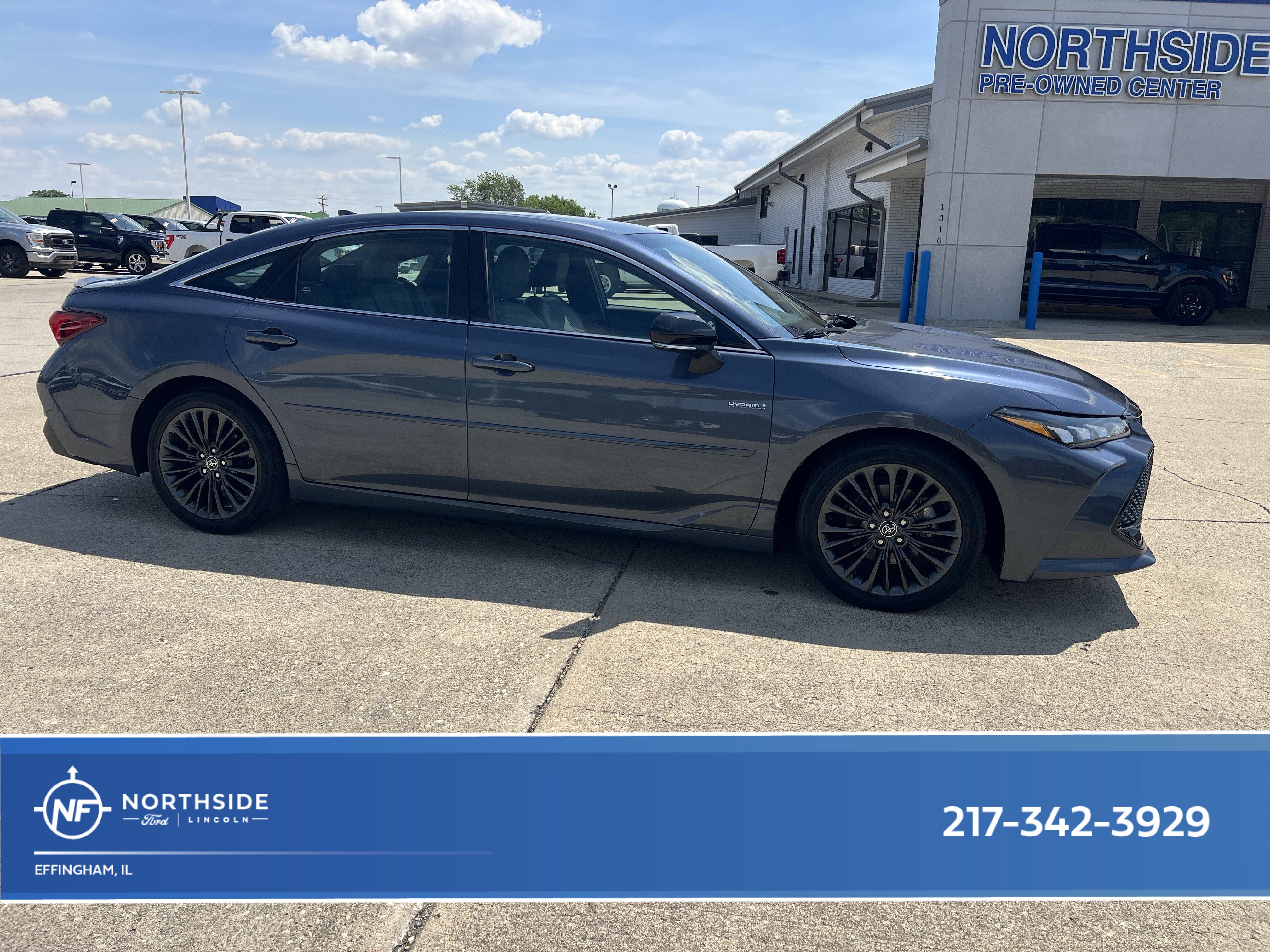 Used 2020 Toyota Avalon XSE w/ All Weather Liner Package FWD video 1