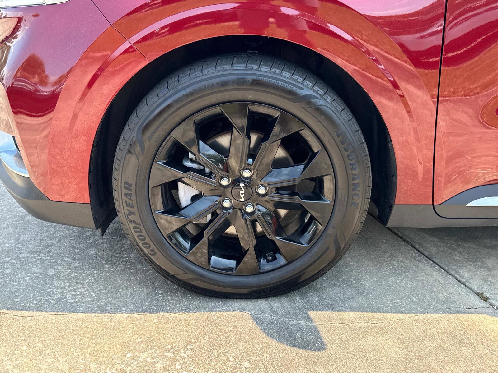 Used 2024 Kia Carnival SX Prestige image 10