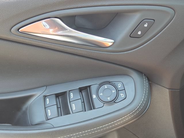 Used 2023 Buick Encore GX Preferred FWD image 21