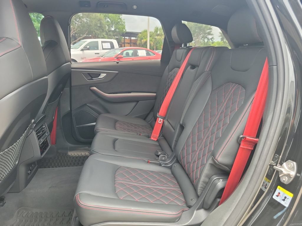Certified 2026 Audi Q7 3.0T Prestige AWD/4WD image 16