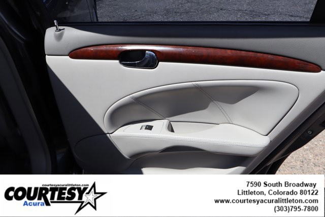 Used 2010 Buick Lucerne CXL FWD image 31