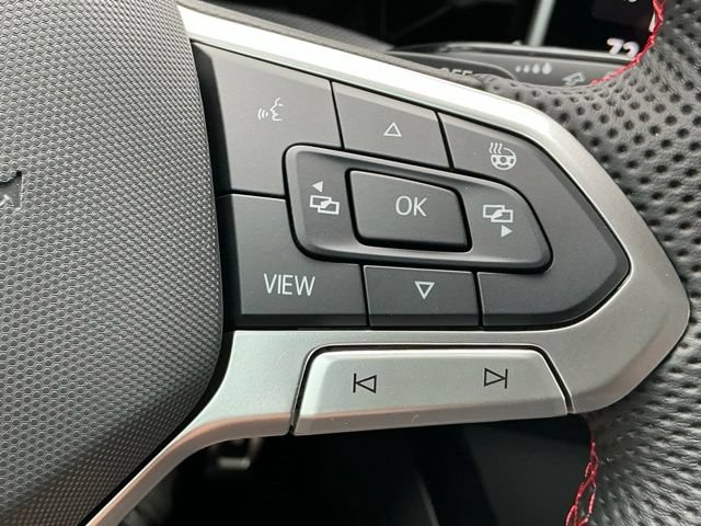 New 2026 Volkswagen GTI SE FWD image 26