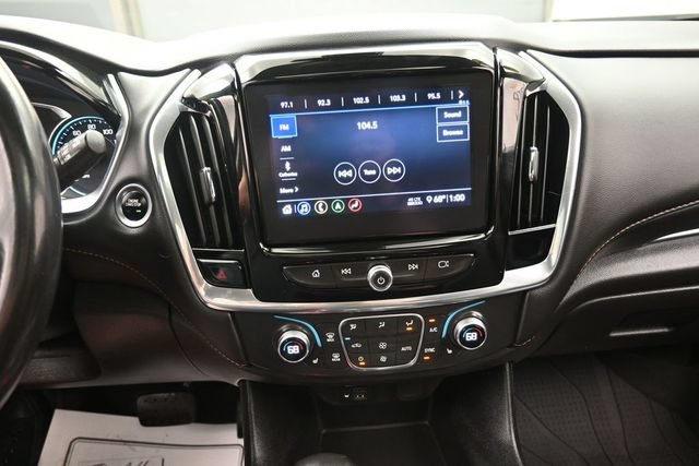 Used 2021 Chevrolet Traverse LT w/ LT Premium Package AWD/4WD image 10