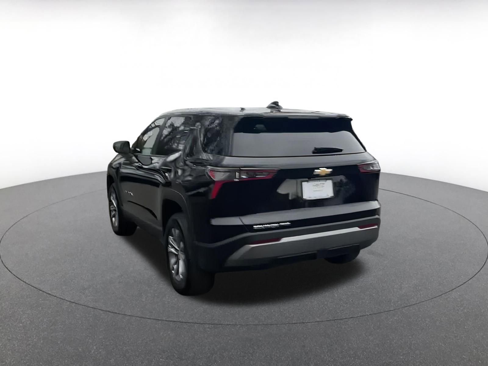 Used 2025 Chevrolet Equinox LT image 11