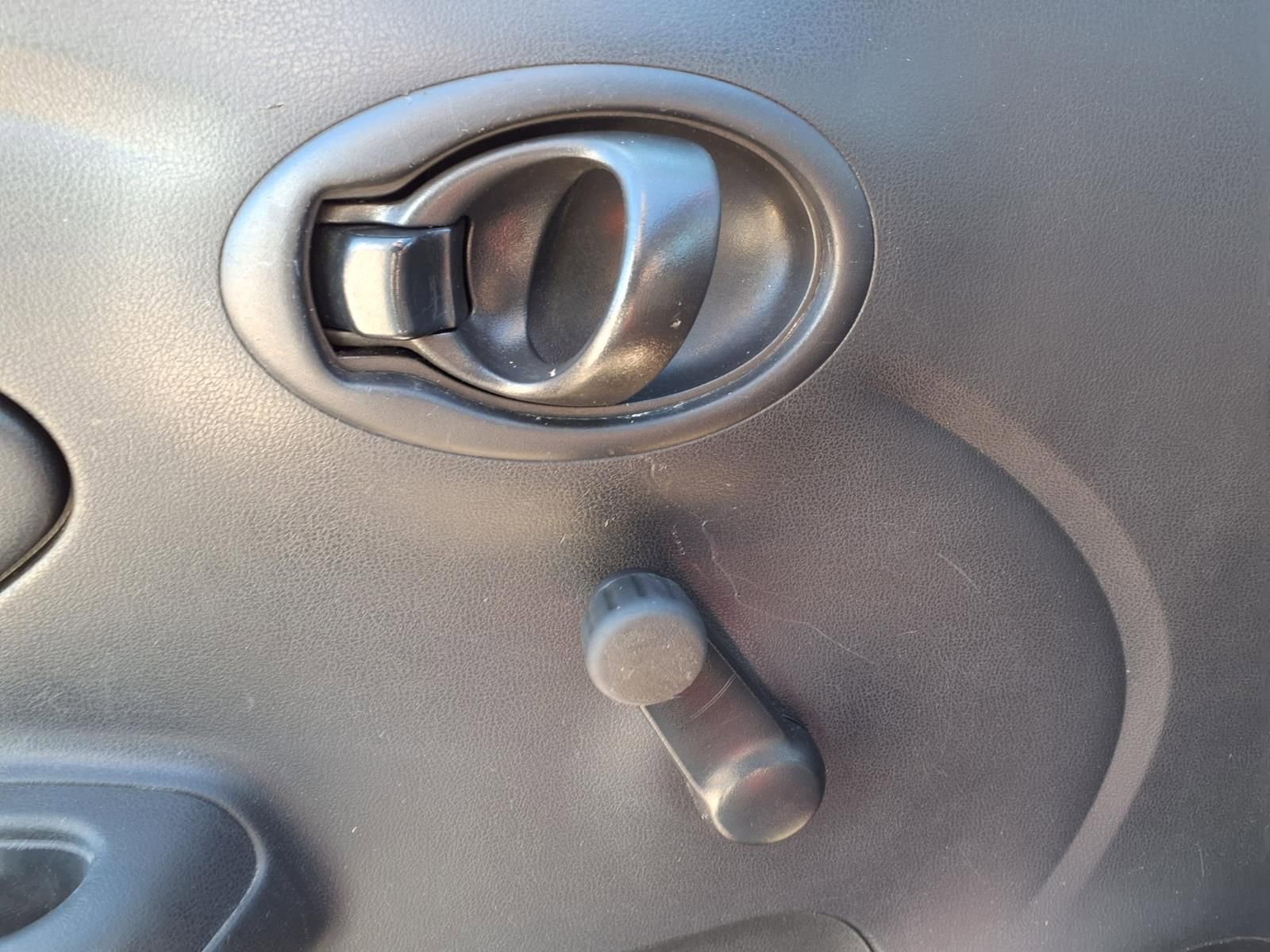 Used 2017 Nissan Versa S Plus image 14