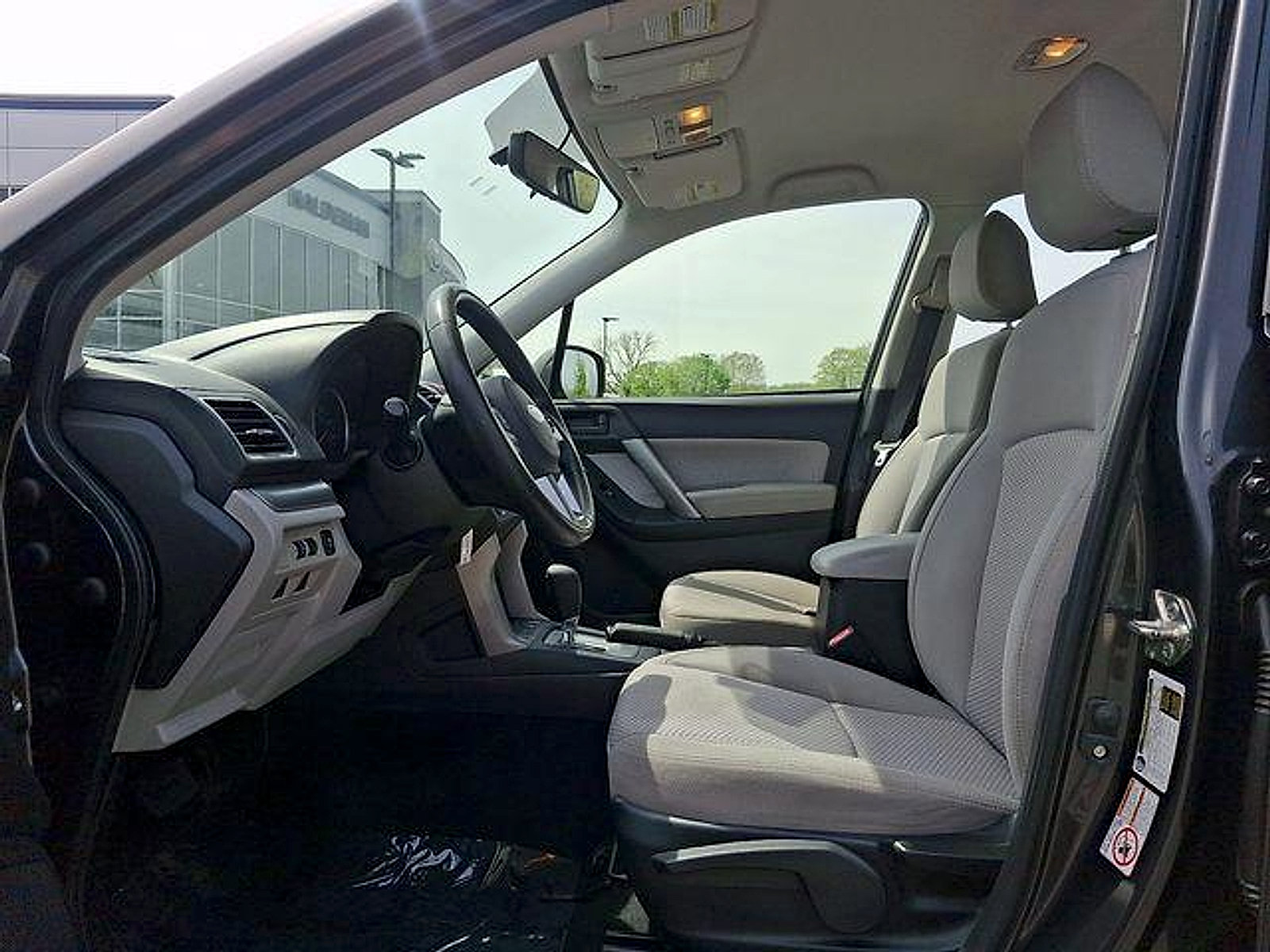 Used 2017 Subaru Forester 2.5i w/ Alloy Wheel Package AWD/4WD image 14