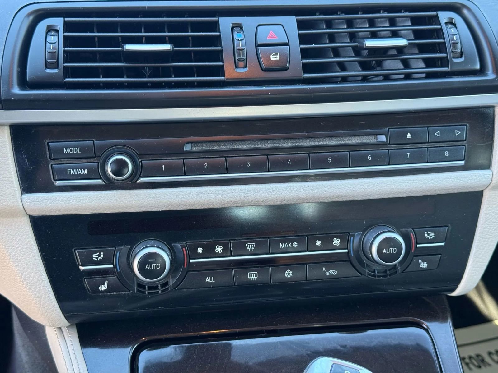 Used 2011 BMW 535i xDrive Sedan image 22