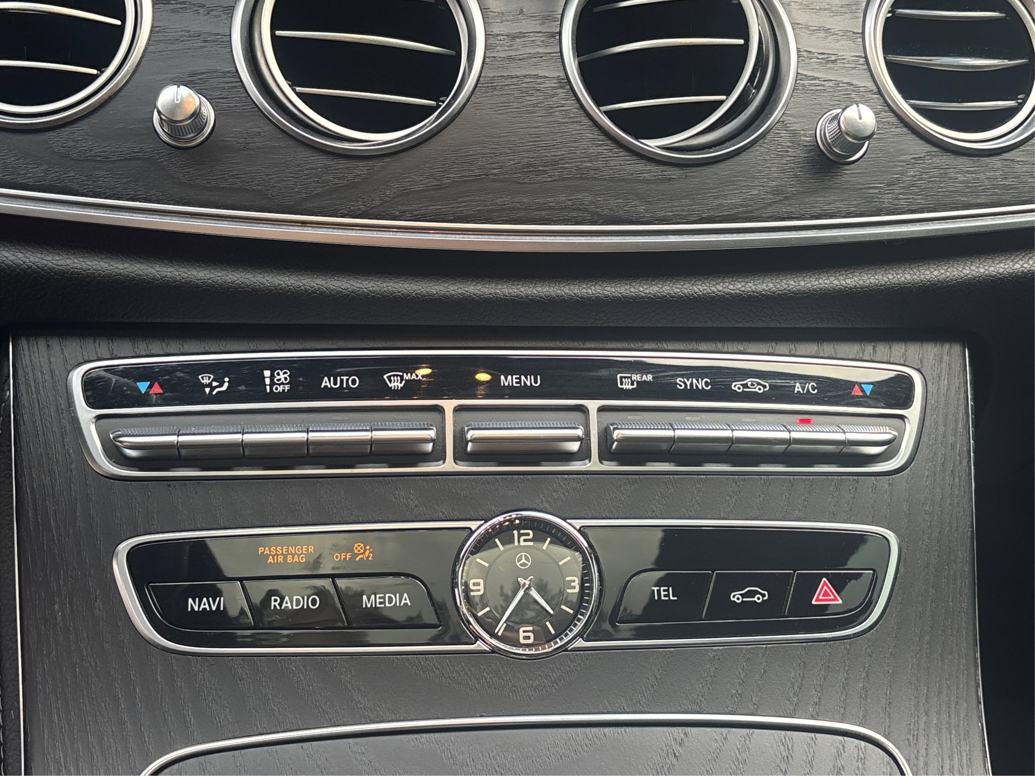 Used 2019 Mercedes-Benz E 450 4MATIC Sedan image 42