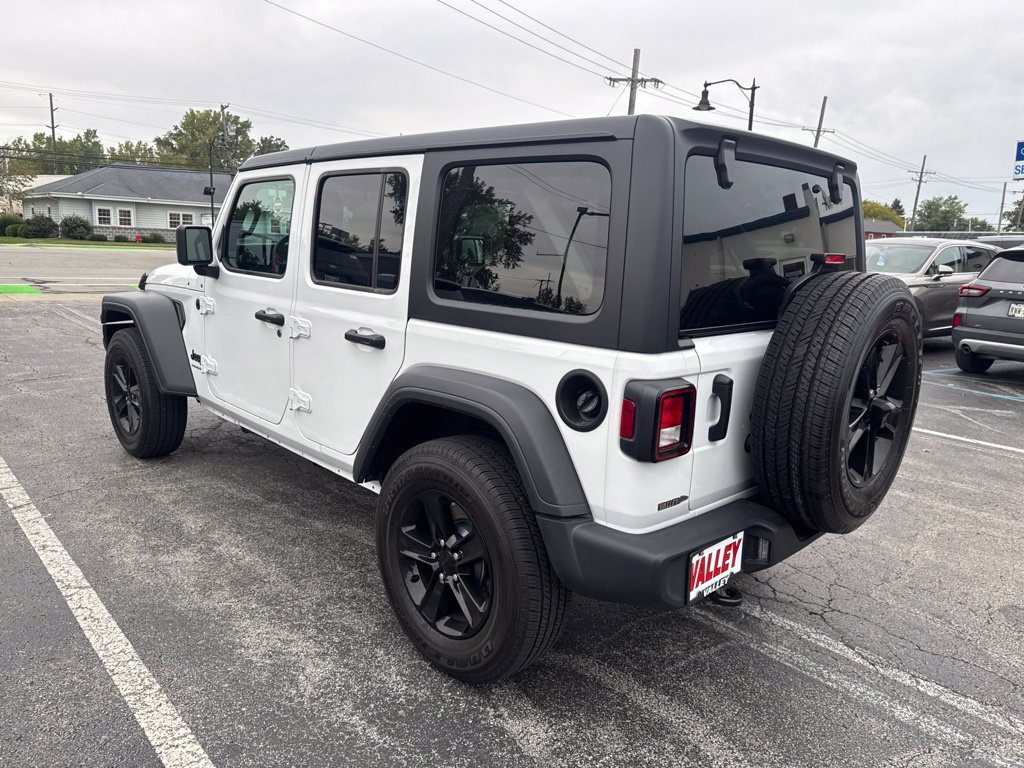 Used 2023 Jeep Wrangler Unlimited Sport AWD/4WD image 6
